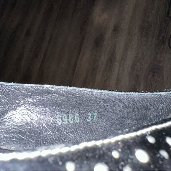 Vic Marie Patent Leather Flats - Picture 7 of 7